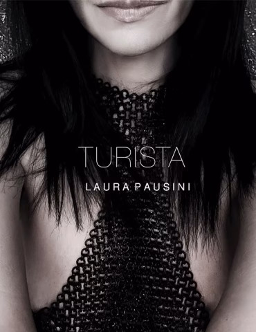 Laura Pausini lanza versionando el tema "Turista" de Bad Bunny