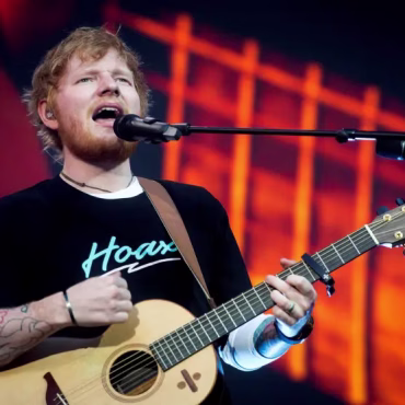 Ed Sheeran enamora a 70.000 en Madrid con su romanticismo