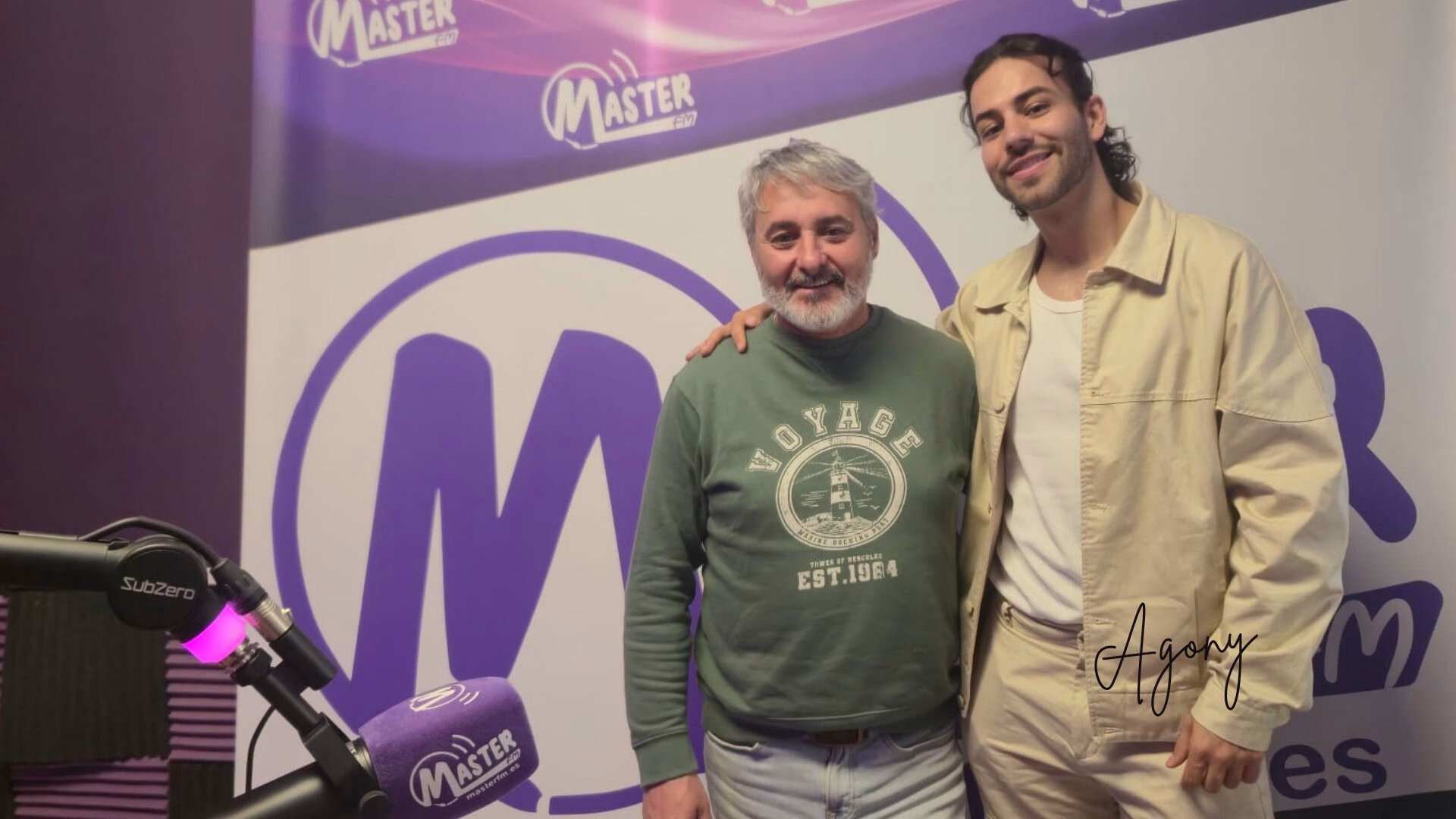 Entrevista Agoney presenta "Algún Día"