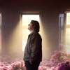 Lewis Capaldi desnuda su alma en «Something in the Heavens»