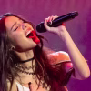 Olivia Rodrigo dice habrá lanzamiento de «Live From Glastonbury»