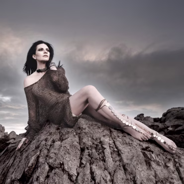 Laura Pausini revive el clásico “Mi historia entre tus dedos”