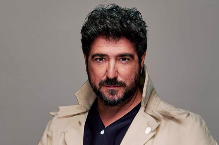 Antonio Orozco, sorprendido en directo