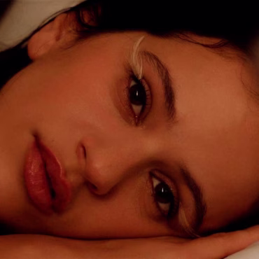 Rosalía estrena primer adelanto de "LUX" con el tema "Berghain"