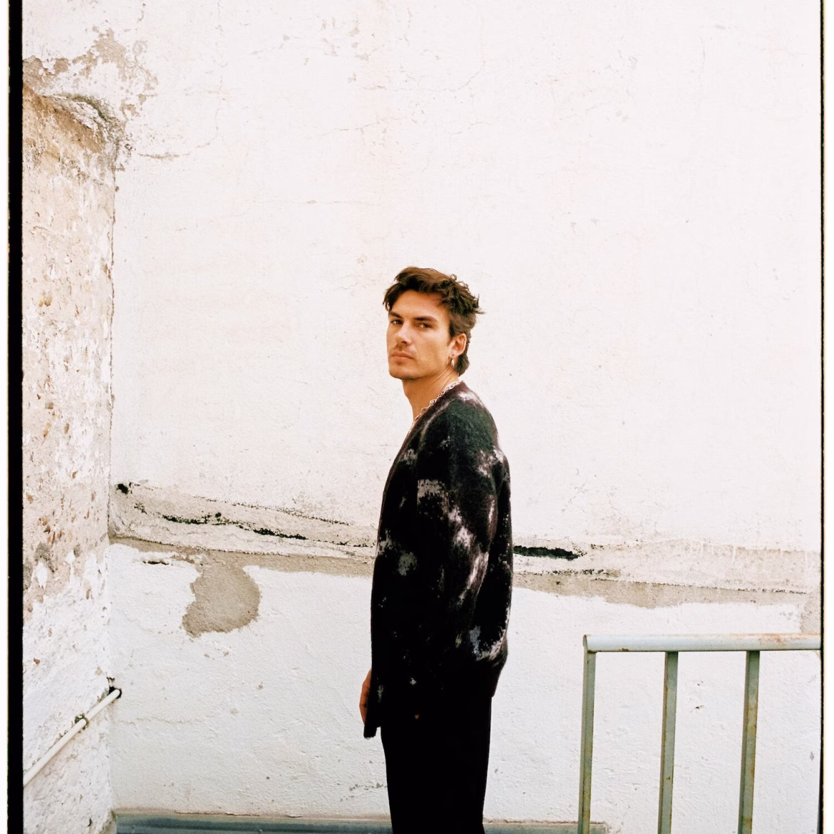 Andrés Koi inicia su nuevo disco con "En calma"