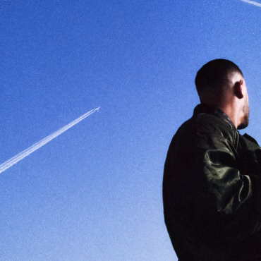 DJ Snake se une con Stray Kids en un nuevo tema "In The Dark"