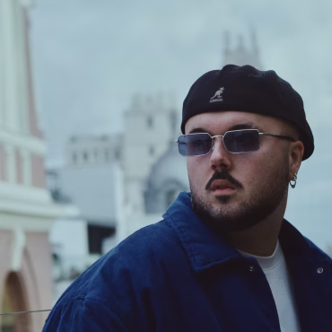 Dellacruz regresa "De Cero"