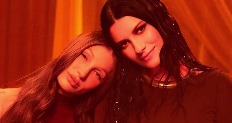 Laura Pausini junto a Yami Safdie versionan la cancion Eso y más