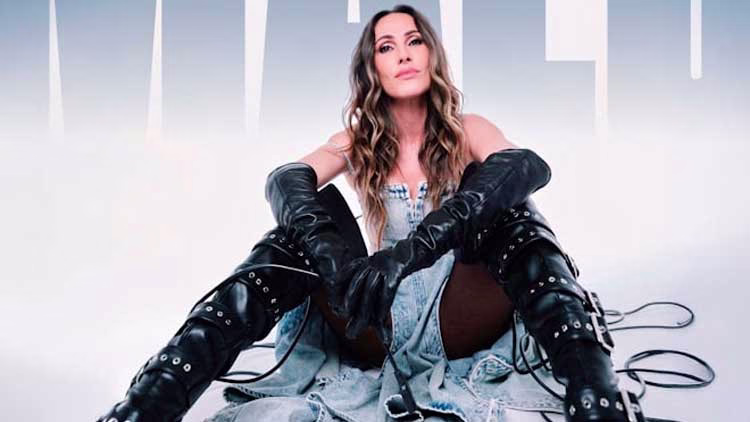 Malú en concierto en "Siete Noches" (Live Las Ventas)