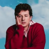 Charlie Puth lanza su nuevo single «Beat Yourself Up»