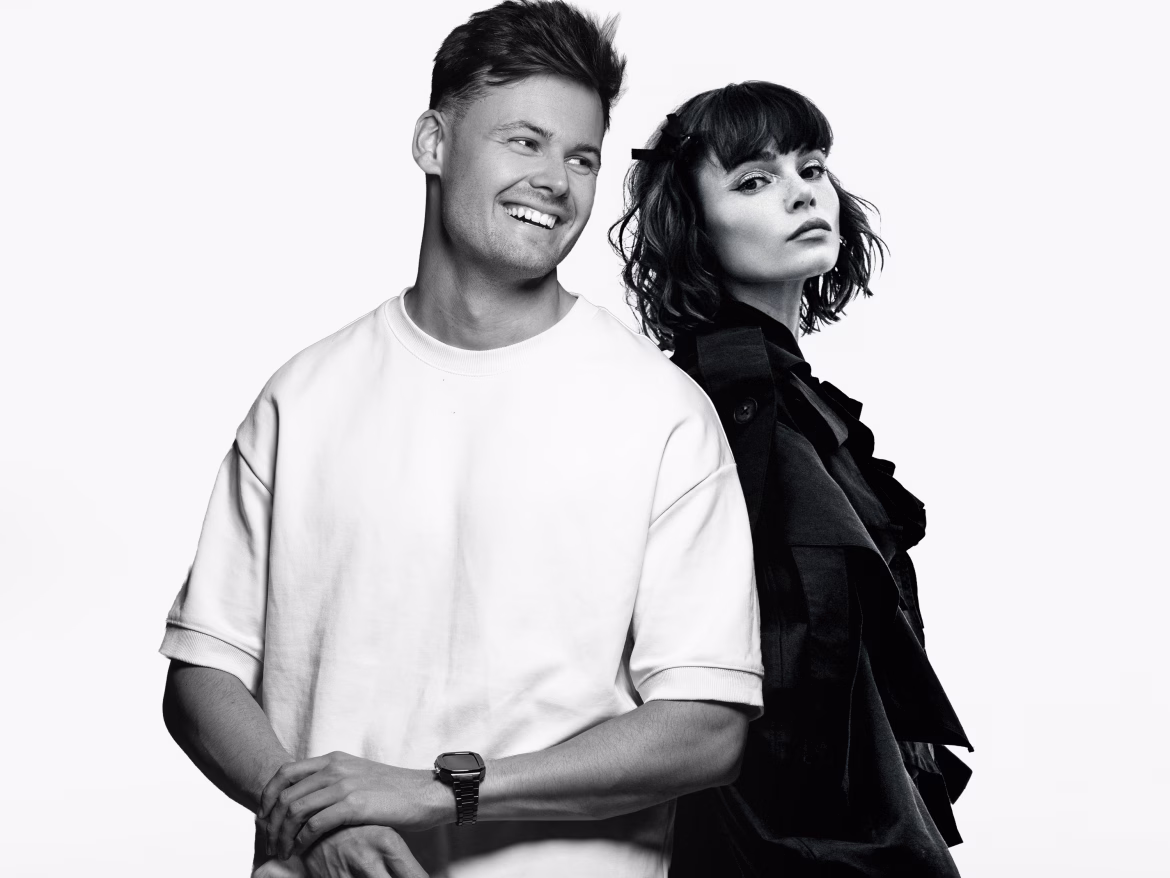 Mike Williams y Oaks se unen en el nuevo sencillo "Better Now"