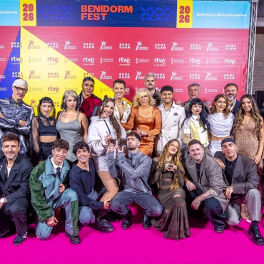 Alfombra Fucsia y Fiesta bienvenida del Benidorm Fest 2026