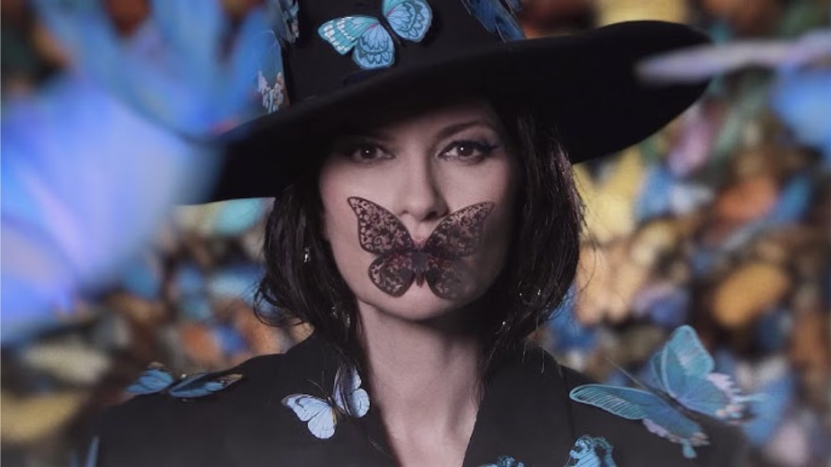 Laura Pausini homenajea a Fito Páez con Mariposa Tecknicolor