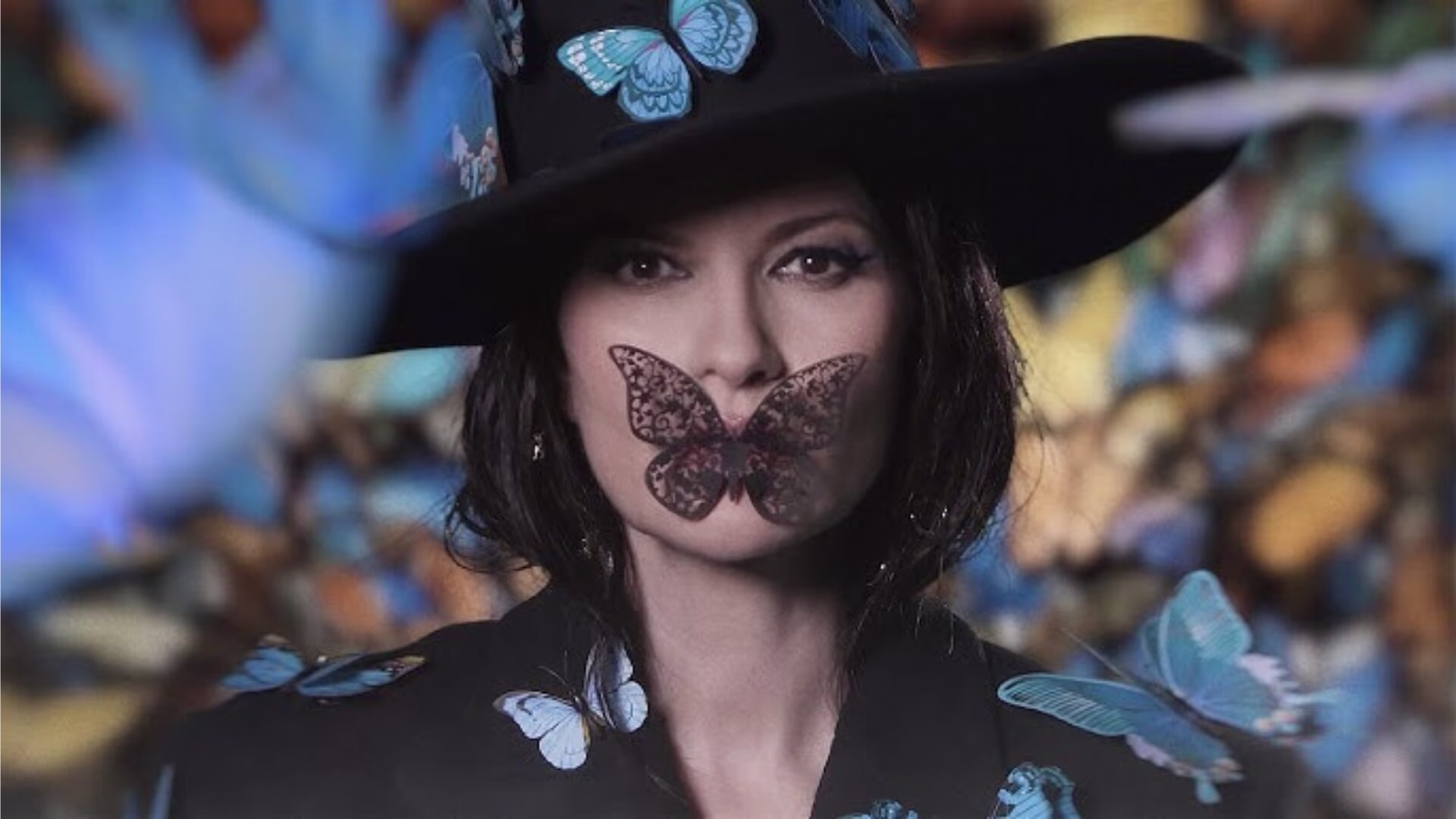 Laura Pausini homenajea a Fito Páez con Mariposa Tecknicolor