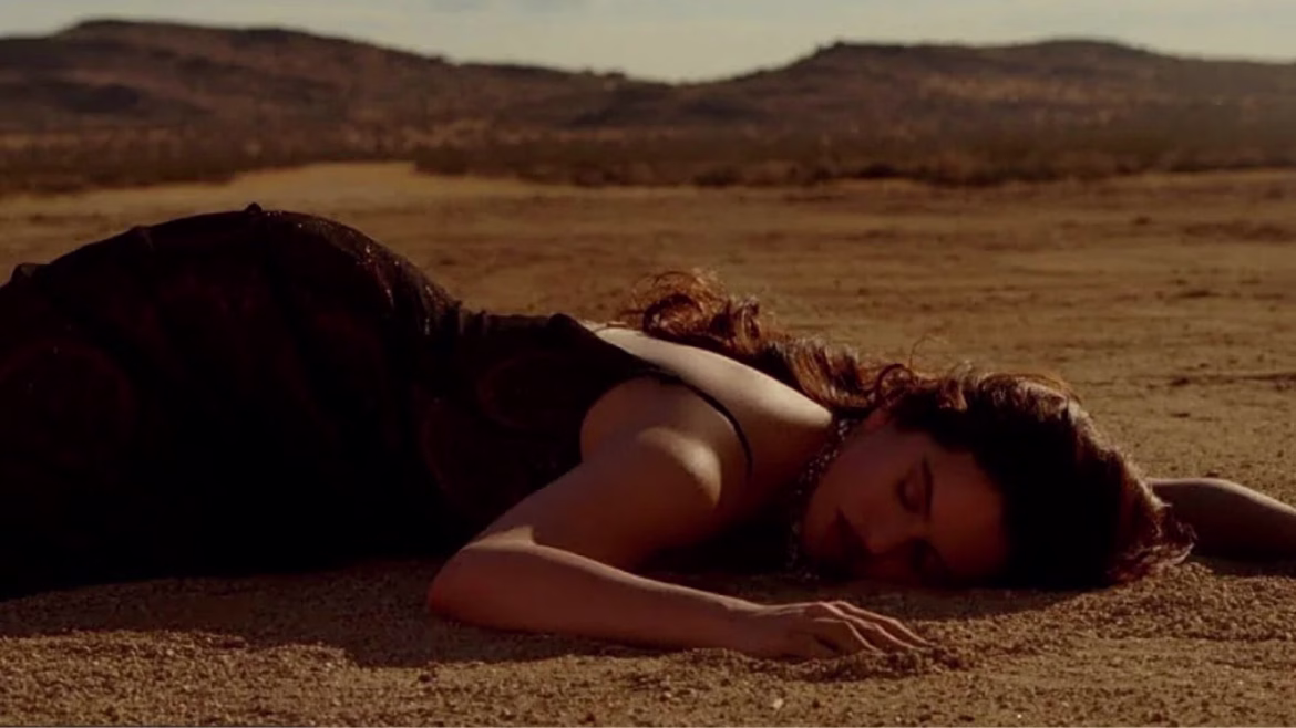 Rosalía lanza el video oficial de Sauvignon Blanc