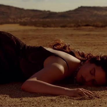 Rosalía lanza el video oficial de Sauvignon Blanc