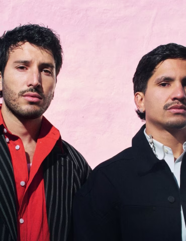 Sebastián Yatra junto a Jay Kabalan lanzan "Cucaracheo"