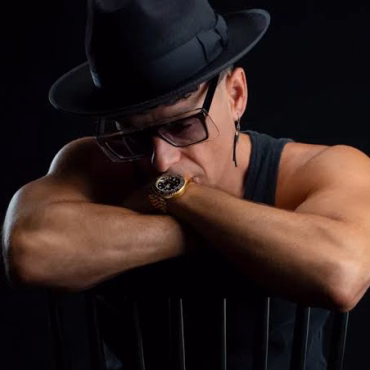 Timmy Trumpet y Bradeazy unidos en el tema "Roses"