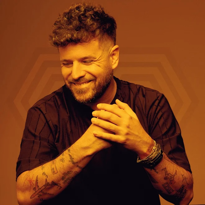 Pablo López presenta su nuevo single "El Cuatro"
